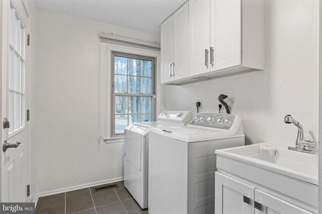 Building Photo - 9312 Sprinklewood Ln