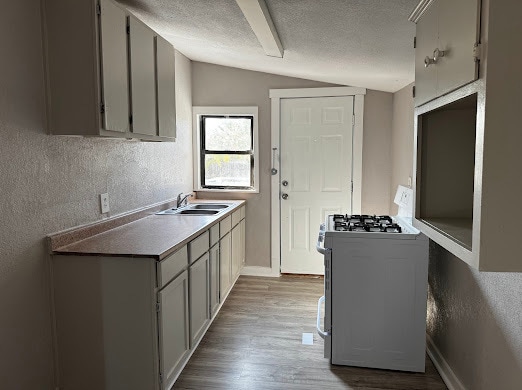 Building Photo - 233 Blevins St