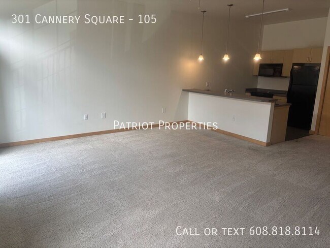 Building Photo - 301 Cannery Square