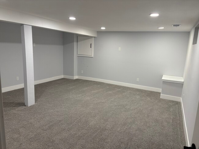 Building Photo - Depew