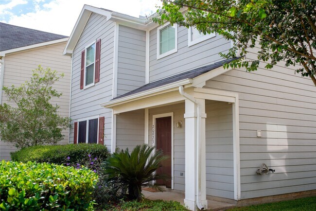 Building Photo - 20923 Patriot Park Ln