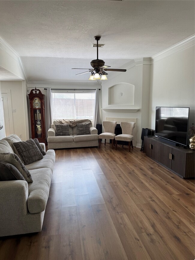 Building Photo - 9204 Tejas Ct