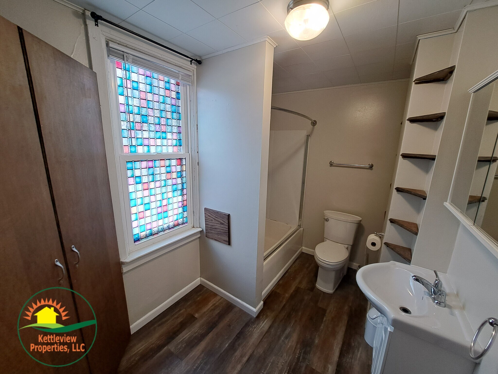 Bathroom - 707 State Street