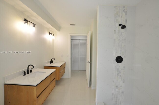 Building Photo - 16760 SW 280th St
