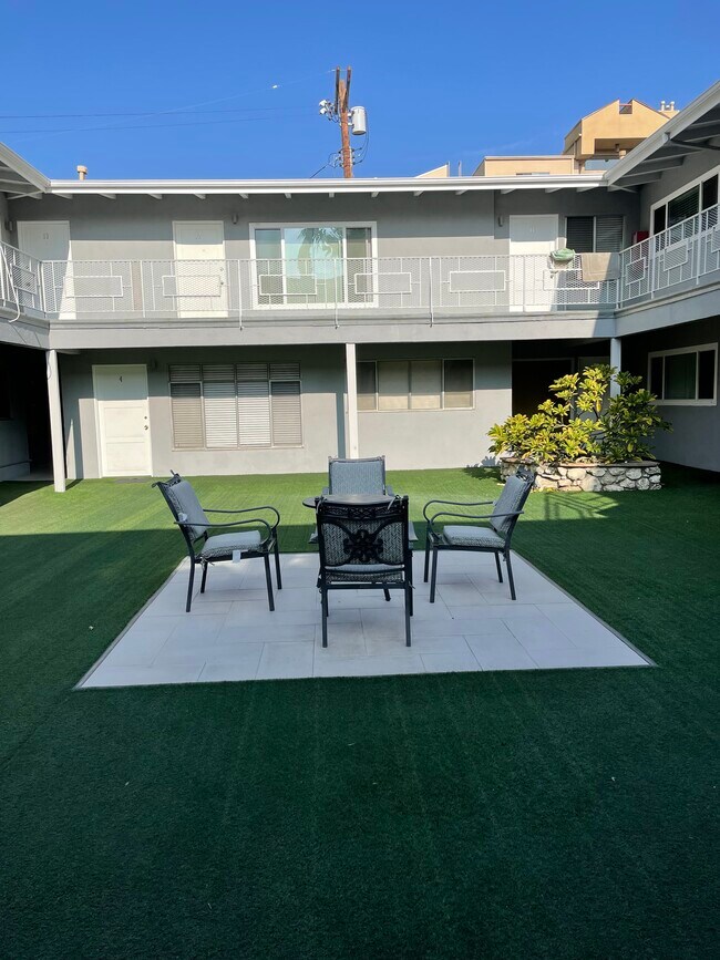 Building Photo - 1844 Butler Ave