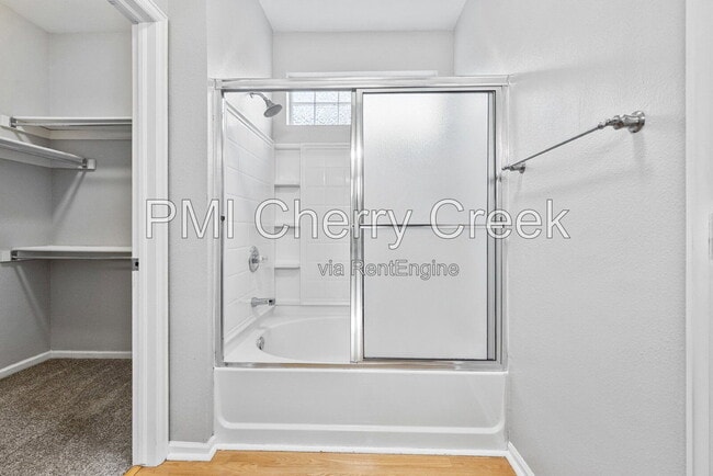 Building Photo - 18647 E Vassar Dr