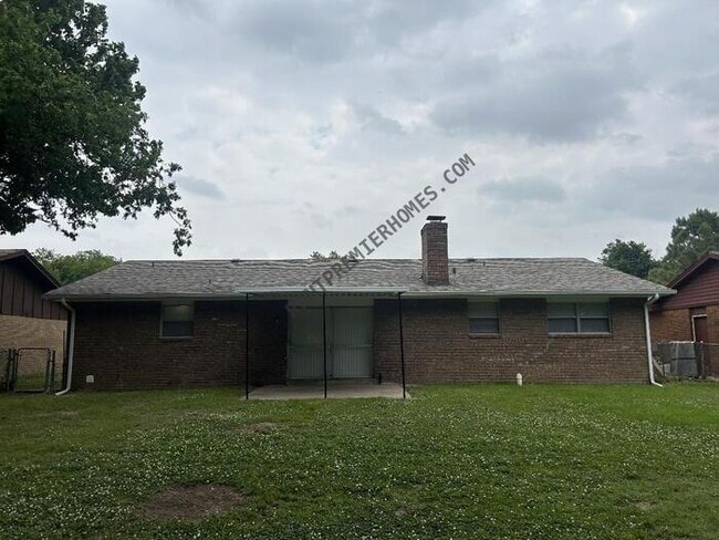 Building Photo - 2444 S 121st E Ave