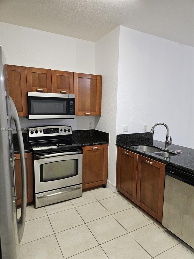 Building Photo - 44 SE Sedona Cir