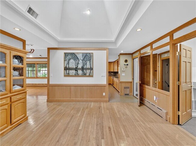 Building Photo - 239 Bulgarmarsh Rd