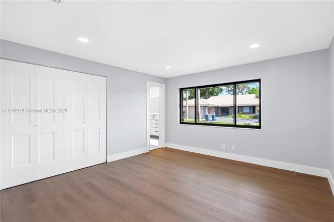 Building Photo - 3650 N 36th Ave