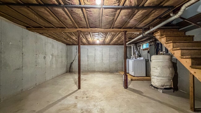 Building Photo - 1680 Center Groton Rd