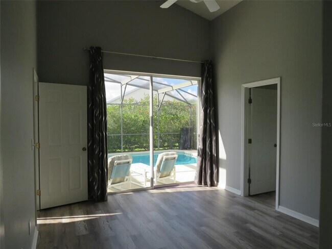 Building Photo - 16625 Palm Spring Dr