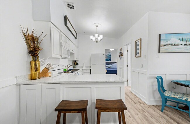 Building Photo - 711 E Gulf Blvd