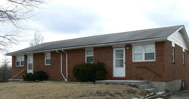 Building Photo - 7001 N Moberly Dr