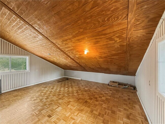 Building Photo - 211 E 131st Ave