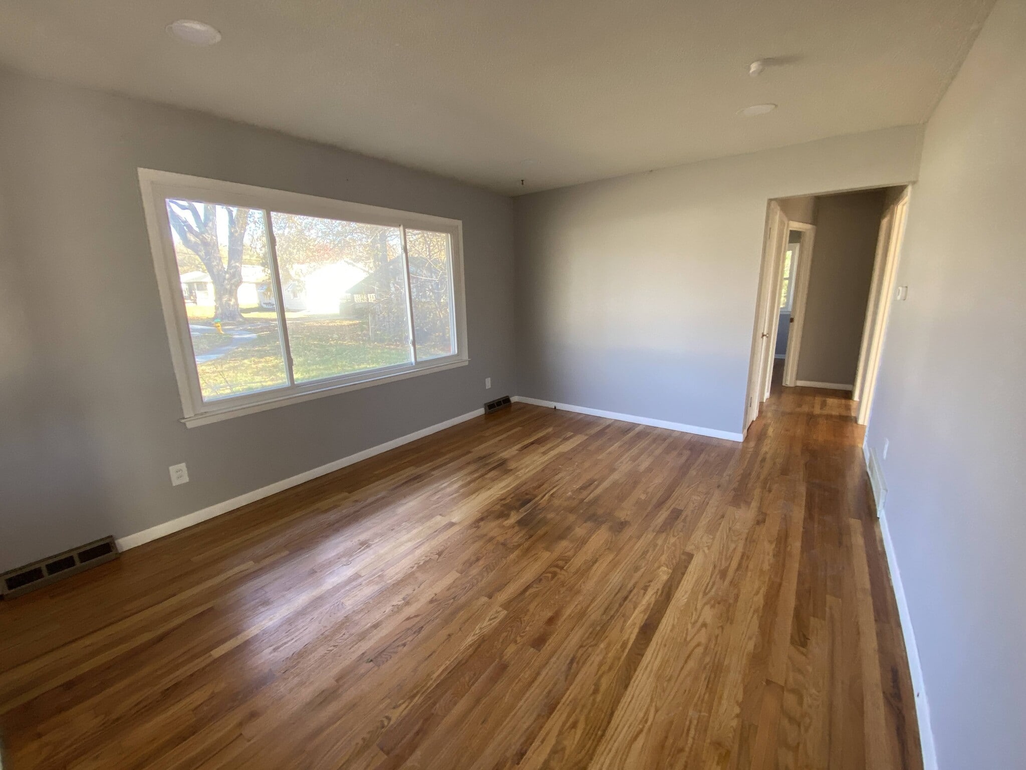 Building Photo - 2761 Skeies Dr