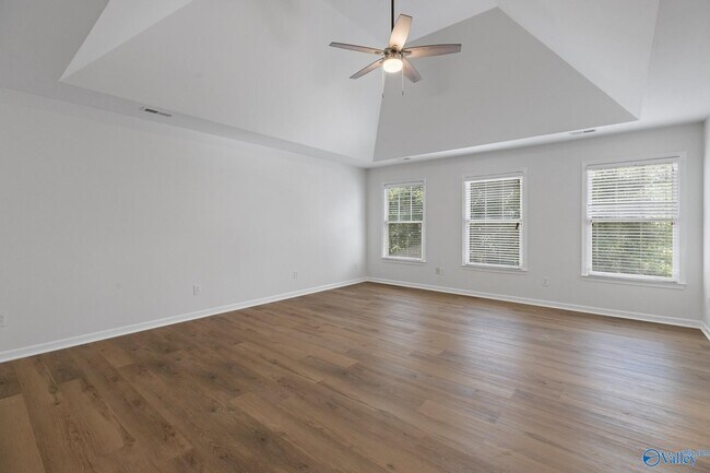 Building Photo - 307 Acorn Grove Ln SW