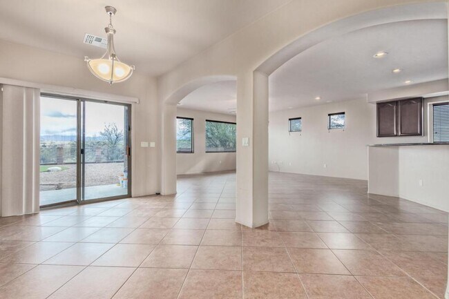 Building Photo - 13915 E Cienega Creek Dr