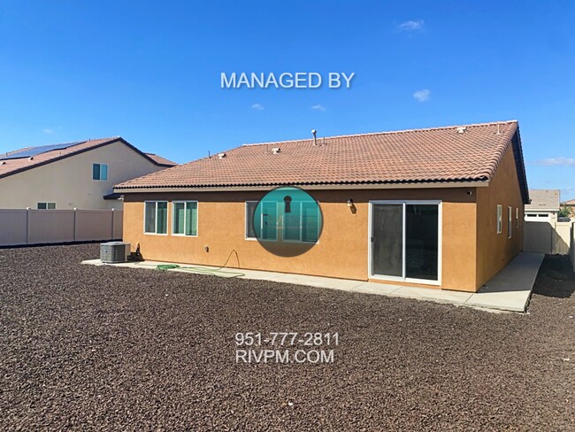 Building Photo - REMARKABLE RENTAL OPPORTUNITY IN SAN JACIN...