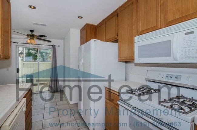 Building Photo - 2BR / 2.5 BA 1314 SQFT TOWNHOME RANCHO DEL...