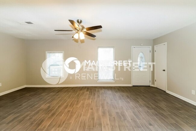 Building Photo - 3 Bedroom Pet-Friendly Home in Horn Lake, MS with Main Street Renewal