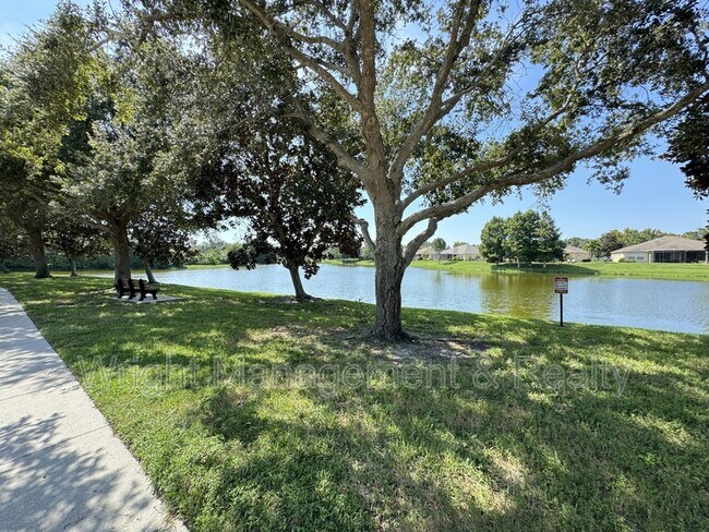 Building Photo - 2215 Parrot Fish Dr