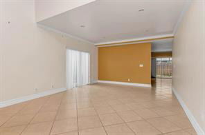 Building Photo - 21464 NE 3rd Path