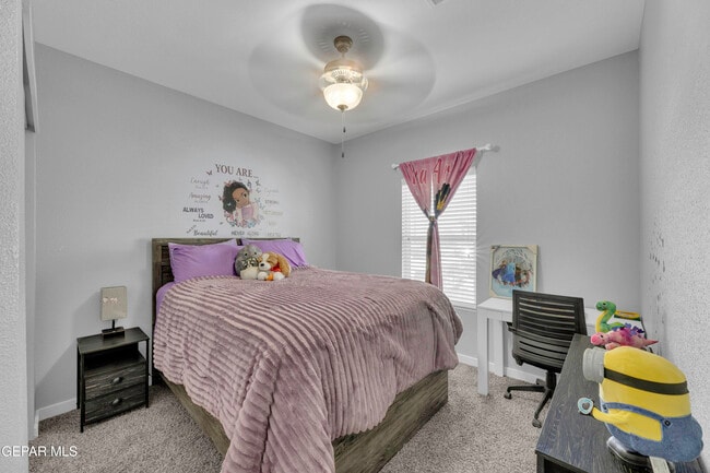 Building Photo - 12631 Mark Twain Ave