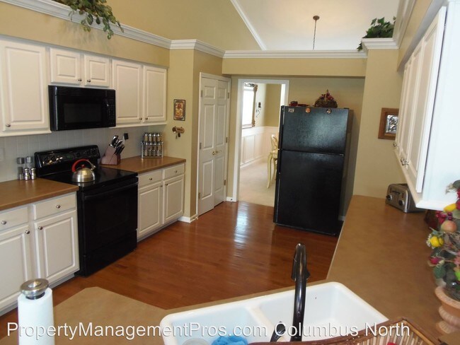 Building Photo - 3 br, 2.5 bath House - 7518 Scioto Parkway