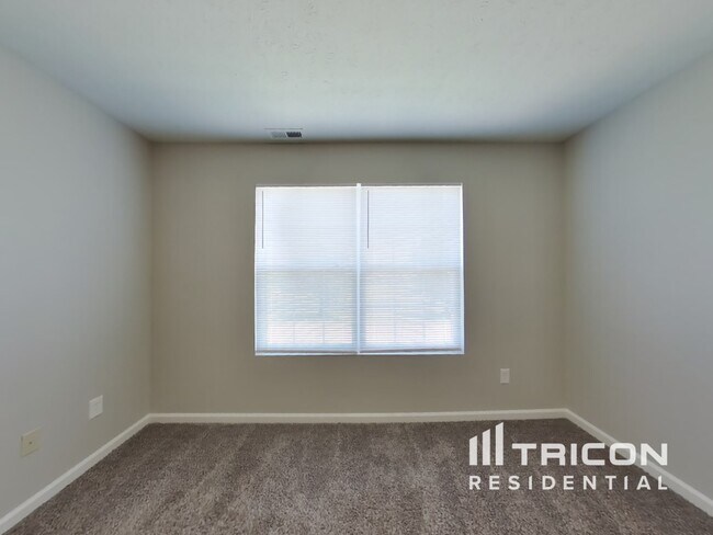 Building Photo - 3310 Shadow Creek Blvd