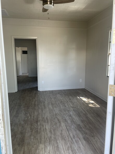 Building Photo - 739 Avenue A