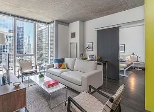 Building Photo - 215 W Lake St