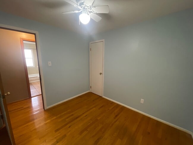 Building Photo - 2401 Brockman St