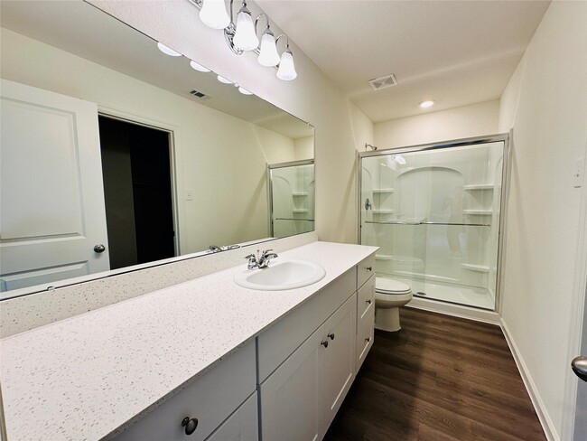Building Photo - 14850 Calderon Dr