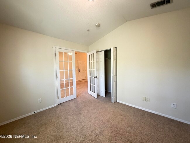 Building Photo - 13810 Sutton Park Dr N