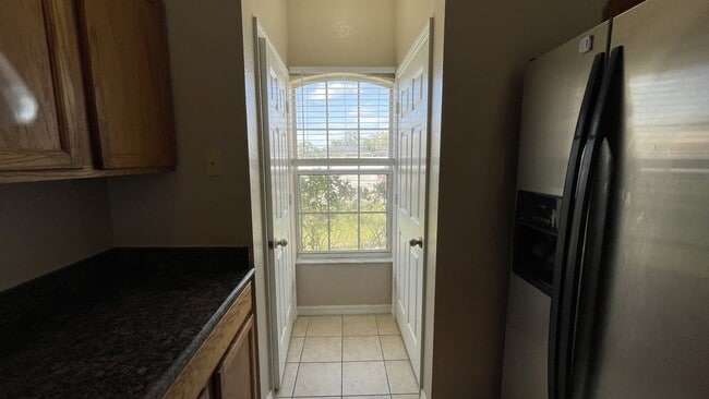 Building Photo - 506 Parsley Ct