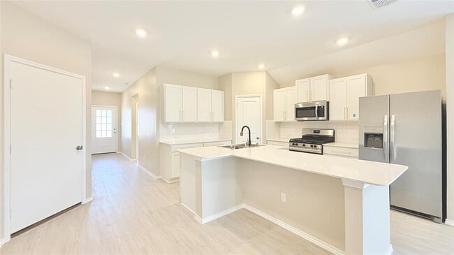 Building Photo - 1517 Chapel Rnch Rd