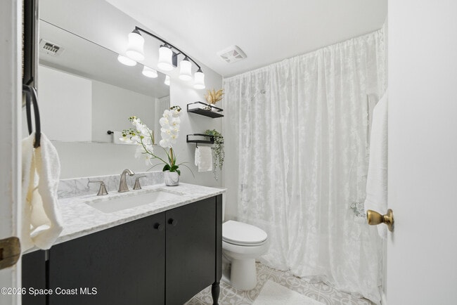 Building Photo - 6850 US-1