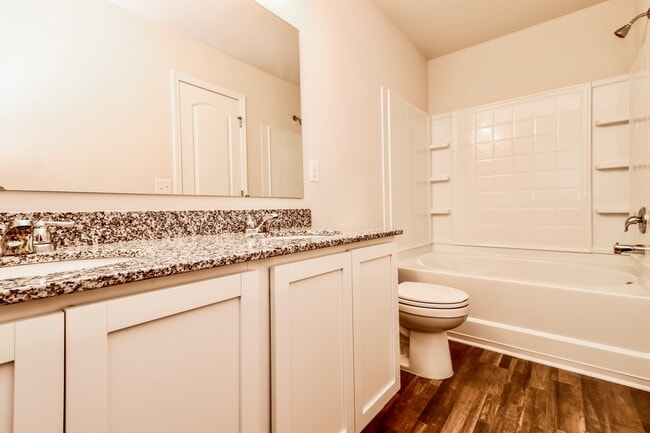 Building Photo - 2 Island Breeze Ln