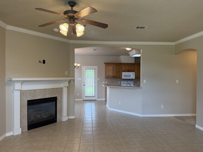 Building Photo - 223 Karten Ln