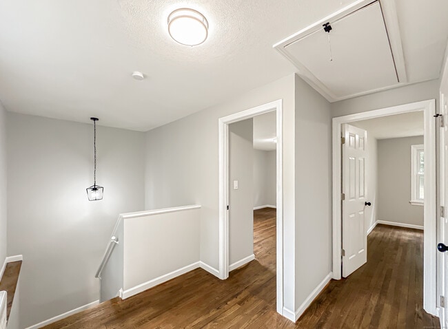 Building Photo - 85 Cold Spring Cir