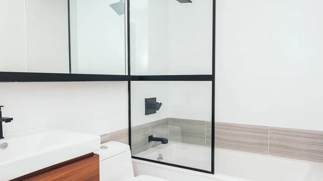 Building Photo - 1 bedroom in BROOKLYN NY 11237