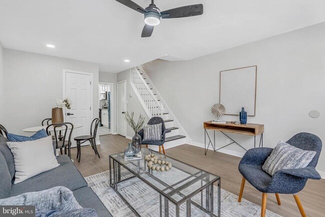 Primary Photo - 2839 Winton St