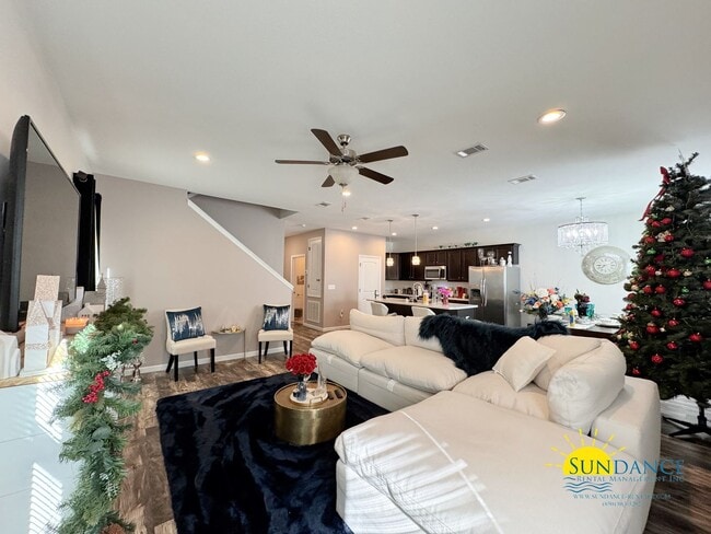 Building Photo - Stunning 4 Bedroom Home in Shiloh Place!