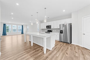 Building Photo - 4323 Reed Creek Dr