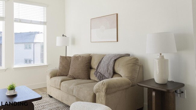 Building Photo - 10670 Jake Jabs Blvd