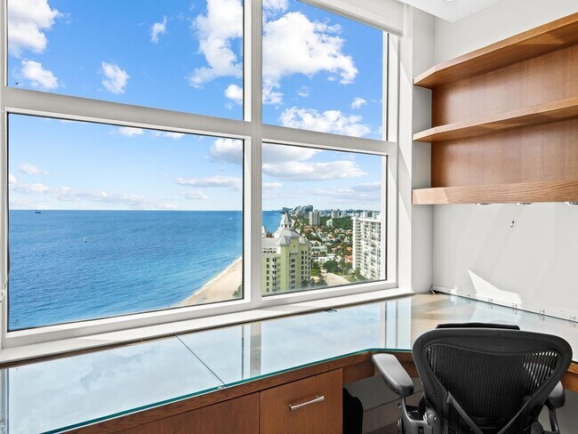 Building Photo - 2110 N Ocean Blvd