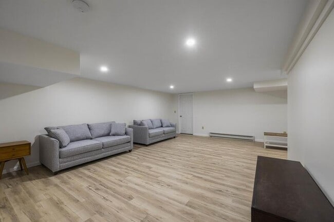 Building Photo - 34 Furbish Rd
