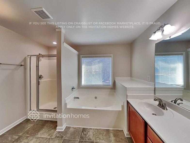 Building Photo - 166 Grenier Terrace NE