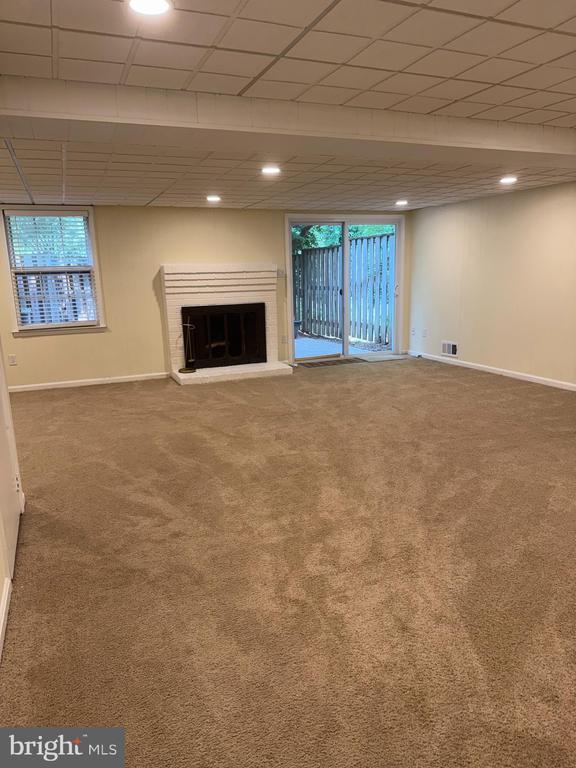Building Photo - 7460 Adams Park Ct